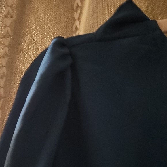 Chic Teal Ruffle Blouse - Picture 6 of 6